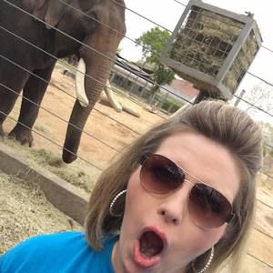 Meet your Posher, Molly